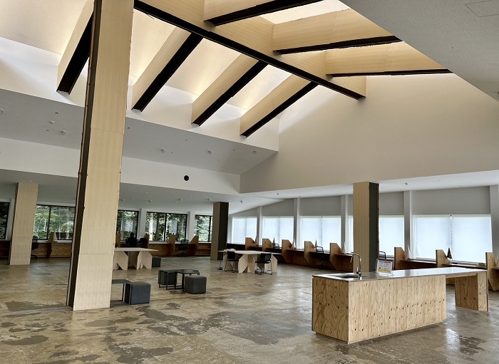 天井が高くて気持ちいい （C）コクハク