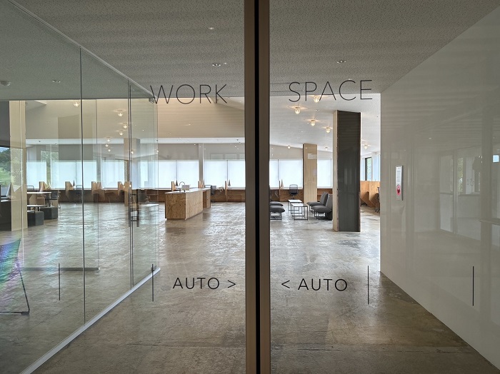 カードキーで入ります （C）コクハク