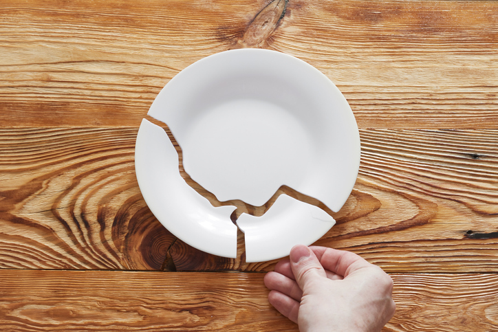 頼まなきゃよかった（写真:iStock）