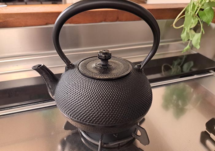 鉄瓶サイコー（C）コクハク