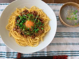 納豆ご飯超え!の納豆パスタ。胃袋わしづかみ、“空っぽ”冷蔵庫でも作れる