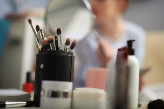 メイクの時間は何分?0.5分、20分、60分…長い派&短い派エピソード