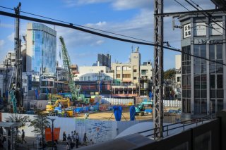 変わりゆく街、あっという間にこの光景も見えなくなるだろう