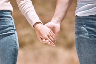 やっぱり「セフレから付き合う恋」ってなし？男性の本音と彼女昇格のコツ