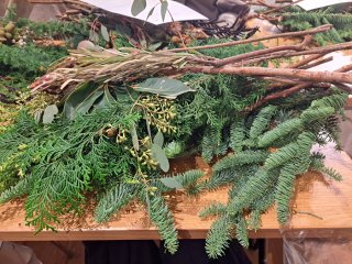 40女、無印良品でクリスマススワッグづくりに人生初挑戦!