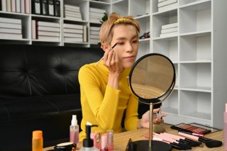 女装する男性が彼女に求めることって何？女装趣味の心理と明暗分かれた話