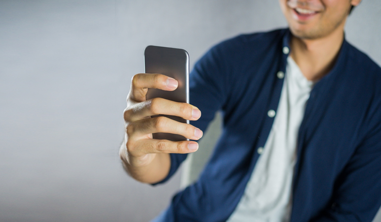 ハッキリ自撮りはガチの証？（写真:iStock）