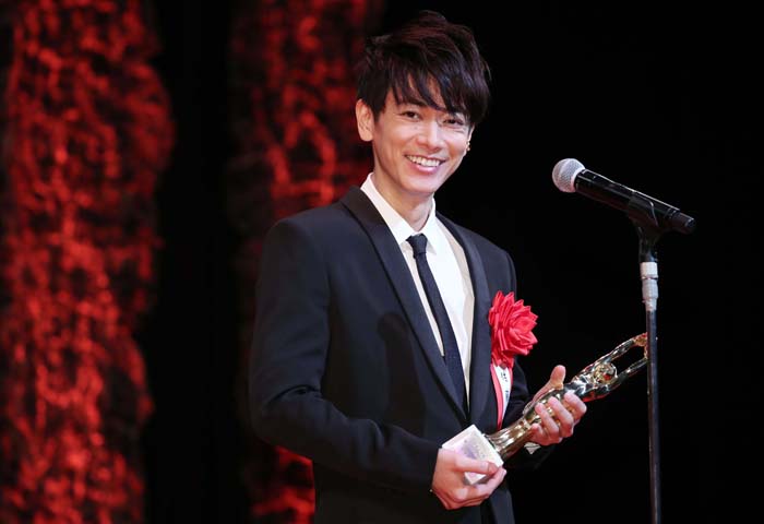 た、た、たまらん…（C）日刊ゲンダイ