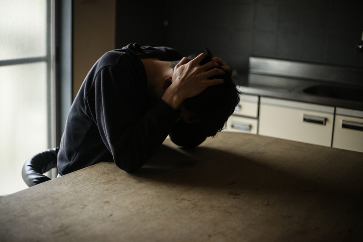 実家だから生活できるけど…（写真:iStock）