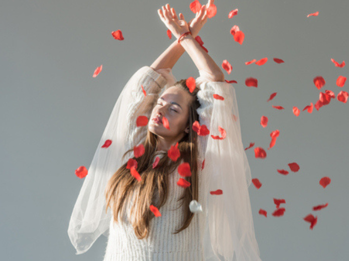 年下彼氏にさようなら（写真:iStock）