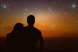 周りにバラさずひっそりと…（写真:iStock）