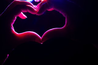 【推し活の落とし穴】推しへのガチ恋で婚期を逃し、心も懐も寂しくなった