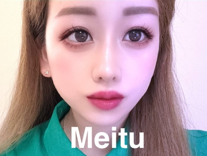 『Meitu』の「Idolフィルター」を使用（C）コクハク