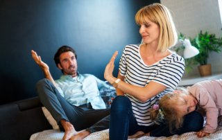 「持病ある娘がいるのに危機管理がない!」夫への愛情ゼロ…“コロナ離婚”を意識する44歳女性