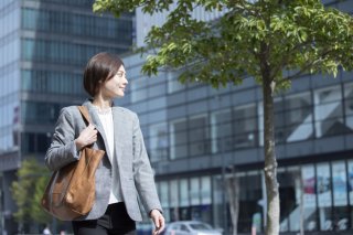 今のうちにバリバリ働く（写真:iStock）