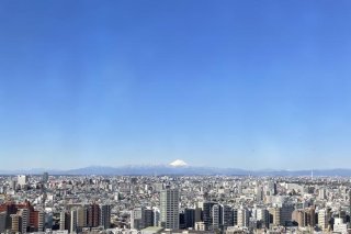 デキる系おじ様vsキャリア系女子、我が街のポンコツ商店会にも今どきな人間模様が…！