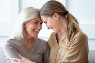 早めに相手の親に会おう！（写真:iStock）