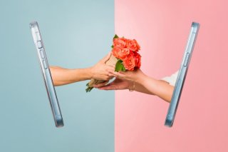 マチアプ界隈に異変。会う前の「通話デート」が増えている!女性が好感を持たれるトーク術とは