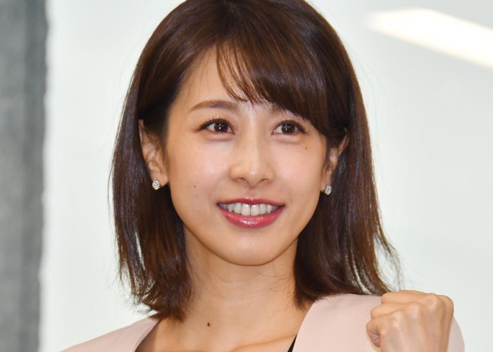 相対的に株が上がる加藤綾子（C）日刊ゲンダイ