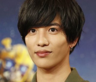 こうでなくちゃ！ 志尊淳の正解を「恋は闇」で見た。いい人よりも“妖しい姿”に妄想が駆り立てられる