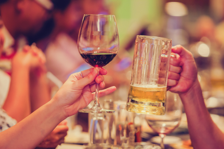 おとといも飲み会したよね？（写真:iStock）