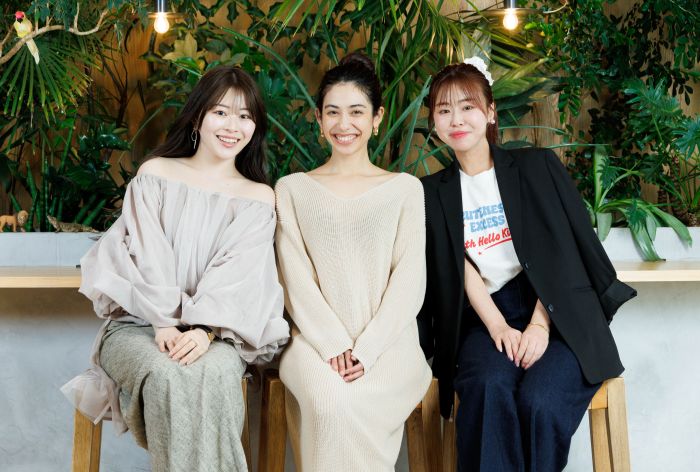 左から尾﨑真衣さん、鈴木光さん、竹下理恵さん (C)日刊ゲンダイ
