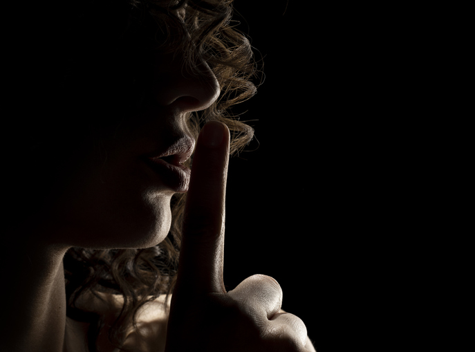 禁断の関係に…（写真:iStock）