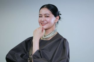黒谷友香、50歳目前で感じる“服選び”の変化「ファッションは失敗してもいい」ステキでいられるコツとは？