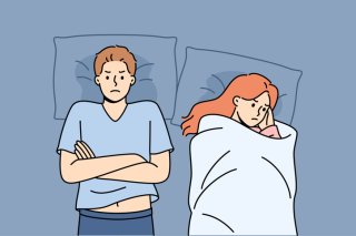 異性として見れなくて（写真:iStock）