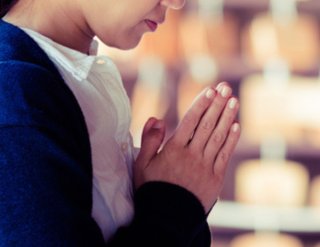 彼には内緒で通い続ける（写真:iStock）