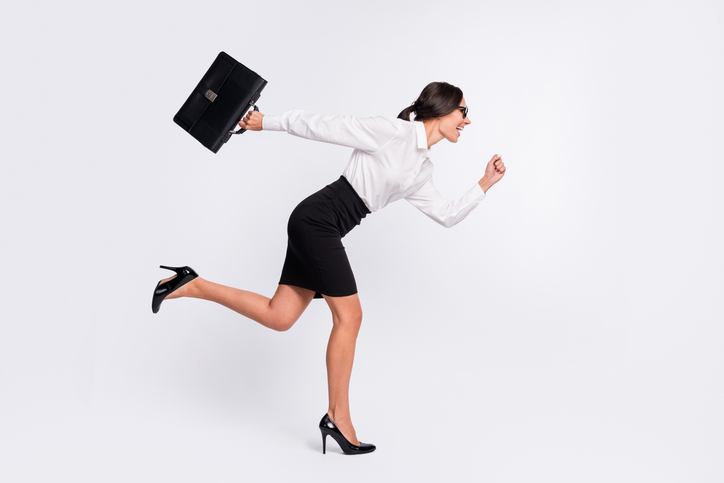 今は仕事に全集中！（写真:iStock）