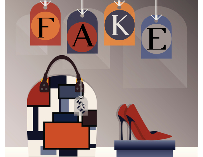 まさかの偽物…（C）コクハク