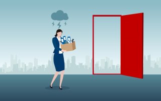 ありえない“パワハラ職場”経験談6選。「先輩の指示で話せないの」って小学生かよ!?