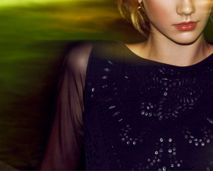 クール美女に心を乱されて（写真:iStock）