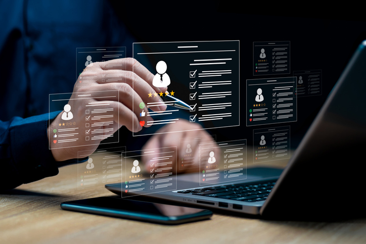 本人の努力ではどうにもならない部分で…（写真:iStock）