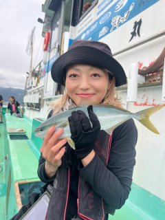 45歳、いつになれば楽になる? 自由に生きてるはずの私が、定食屋の秋刀魚で涙を滲ませた理由