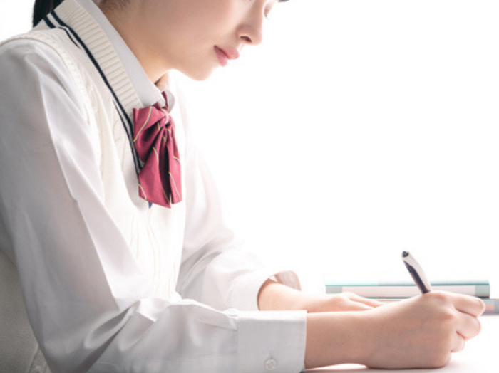 あの頃はいつも手紙を書いていた（写真:iStock）