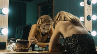 何かを背負っていないだろうか（写真:iStock）