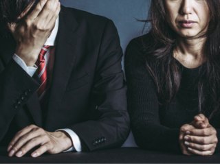 「運気が悪すぎるんです」妻への不満はないが離婚したい。新興宗教にも誘われるけど…42歳夫の切実な悩み