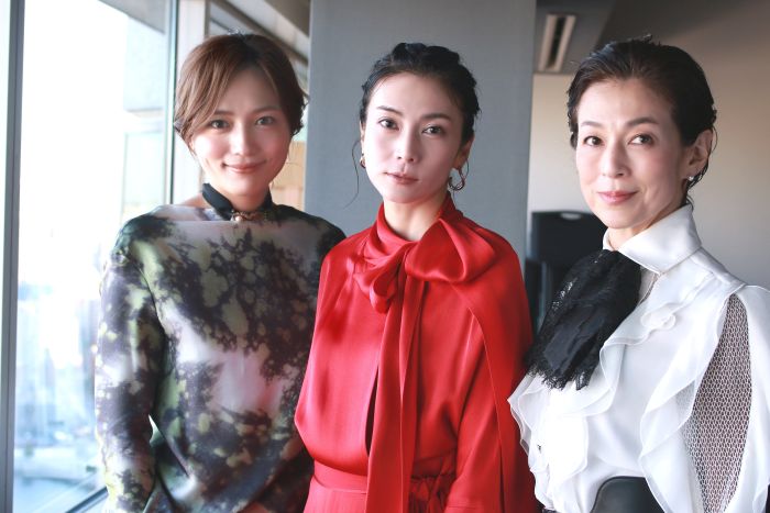 柴咲コウ、川口春奈、鈴木保奈美が語る“切り取られる時代”の怖さと信じるもの｜ドラマ『スキャンダルイブ』