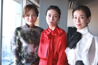柴咲コウ、川口春奈、鈴木保奈美が語る“切り取られる時代”の怖さと信じるもの｜ドラマ『スキャンダルイブ』